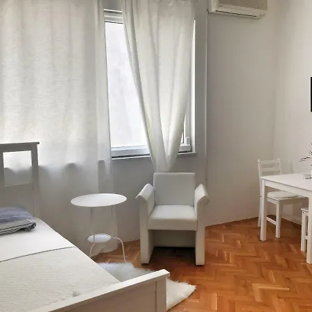 Vogue * 马卡尔斯卡